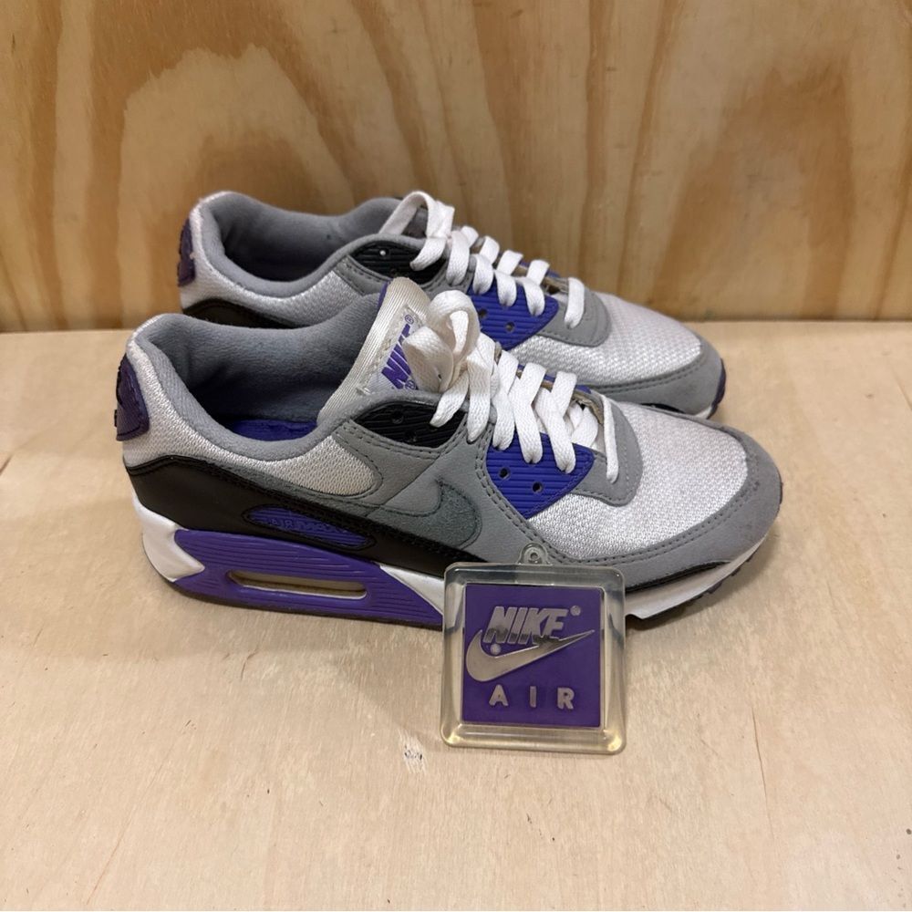 Size 7.5 - Nike Air Max 90 Hyper Grape W CD0490-103